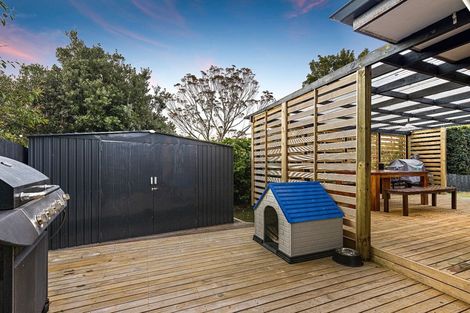 Photo of property in 160 Colwill Road, Massey, Auckland, 0614
