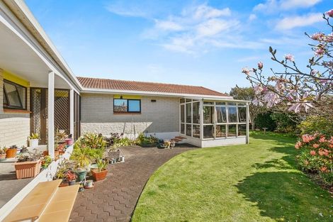 Photo of property in 53 Mcfarlane Street, Oakura, 4314