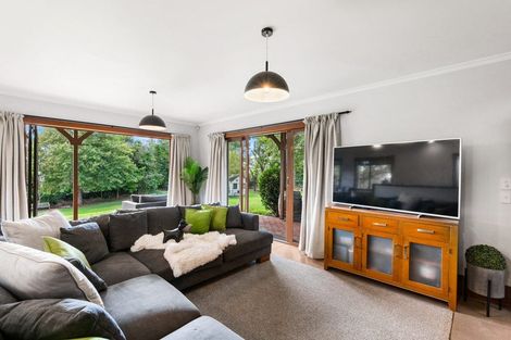 Photo of property in 10 Trig Road, West Harbour, Auckland, 0618