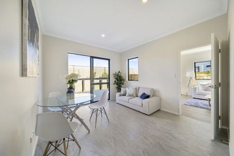 Photo of property in 5 Eastfield Avenue, Flat Bush, Auckland, 2019