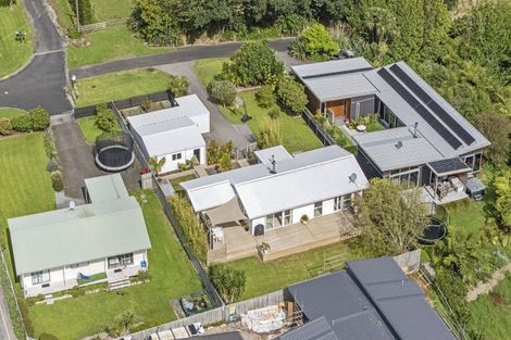 Photo of property in 46 Donnelly Street, Oakura, 4314