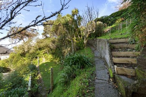 Photo of property in 29 Wadestown Road, Wadestown, Wellington, 6012