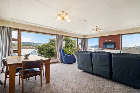 Photo of property in 15 Middleton Road, Kew, Dunedin, 9012