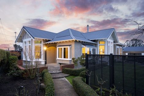 Photo of property in 11 Belgrave Crescent, Kaikorai, Dunedin, 9010