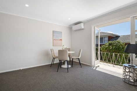 Photo of property in 1/5 Onepoto Road, Hauraki, Auckland, 0622