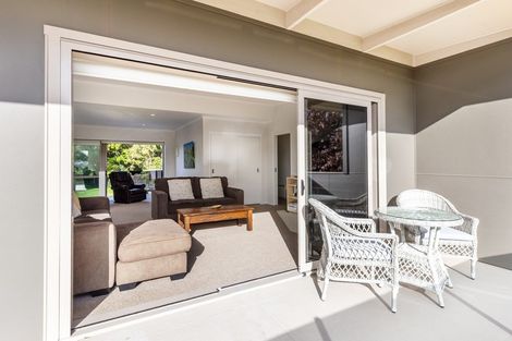 Photo of property in 7 Pipi Street, Two Mile Bay, Taupo, 3330