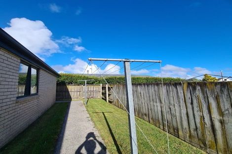 Photo of property in 61 Sandspit Road, Waiuku, 2123