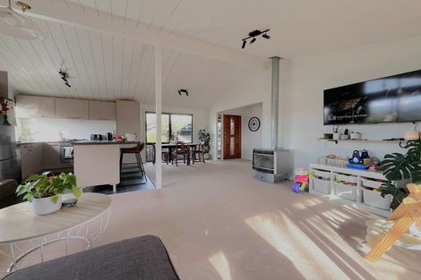 Photo of property in 15 The Yardarm, Whitby, Porirua, 5024