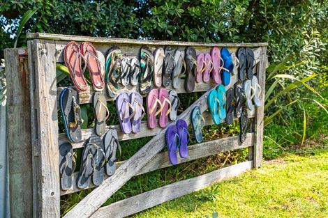 Photo of property in 13 Bayly Street, Baylys Beach, Dargaville, 0377