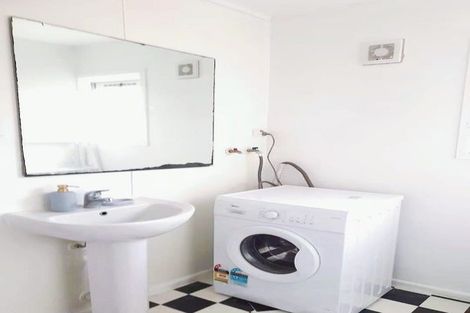 Photo of property in 3u3 Tralee Place, Hillcrest, Hamilton, 3216