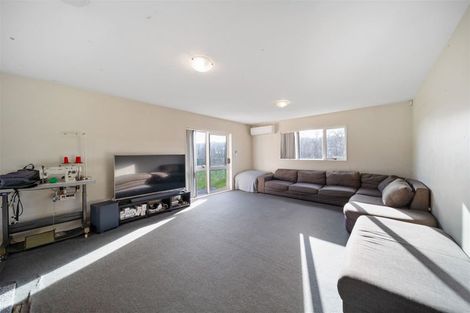 Photo of property in 35 Lachlan Place, Favona, Auckland, 2024