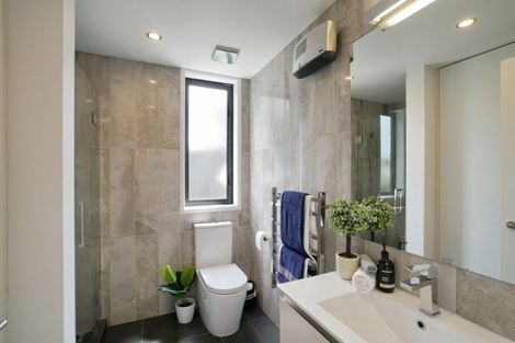 Photo of property in 4/275 Kilmore Street, Christchurch Central, Christchurch, 8011