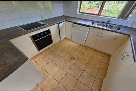 Photo of property in 12 Scotts Field Drive, Takanini, 2112