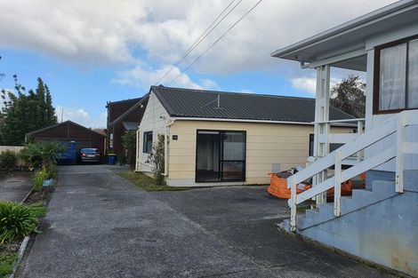 Photo of property in 1/80 Glengarry Road, Glen Eden, Auckland, 0602