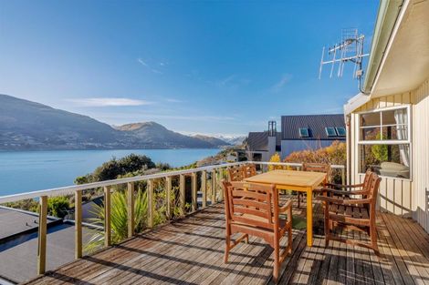 Photo of property in 367 Peninsula Road, Kelvin Heights, Queenstown, 9300