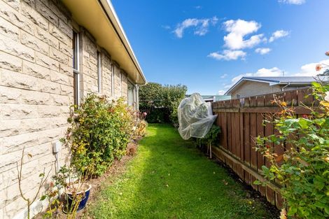 Photo of property in 15b Baker Street, Caversham, Dunedin, 9012