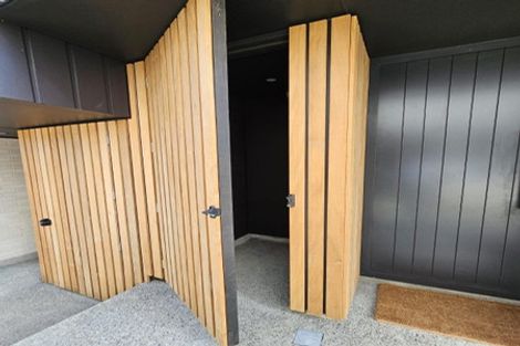 Photo of property in 16 Ara Toutouwai, Karori, Wellington, 6012