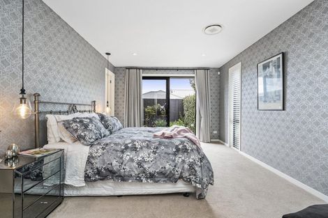 Photo of property in 119 Saint Kilda Road, Cambridge, 3434