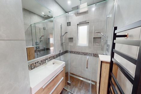 Photo of property in 11 Koromiko Avenue, Roslyn, Palmerston North, 4414