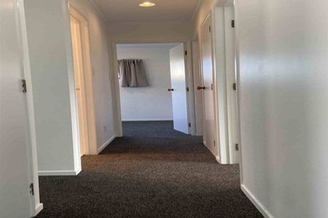 Photo of property in 19 Tane Street, New Lynn, Auckland, 0600