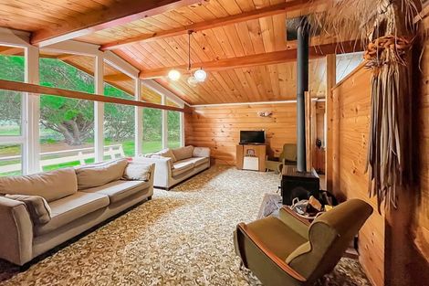 Photo of property in 2 Arataha Street, Motuoapa, 3382