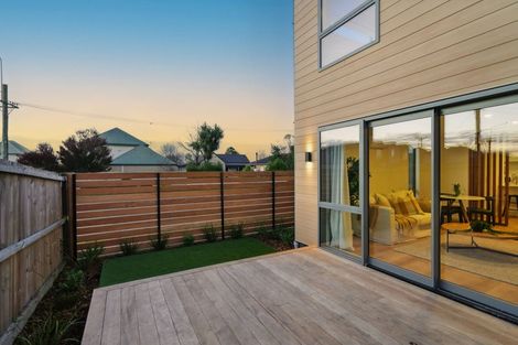 Photo of property in 112a Edgeware Road, St Albans, Christchurch, 8014