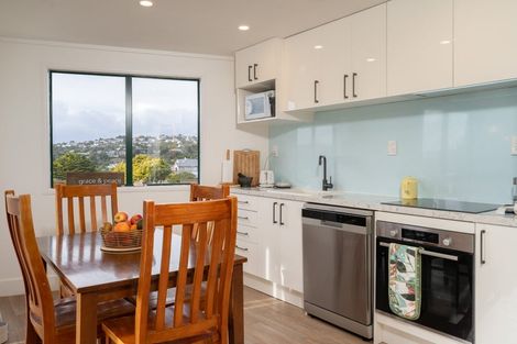 Photo of property in 15 Te Kiteroa Grove, Churton Park, Wellington, 6037