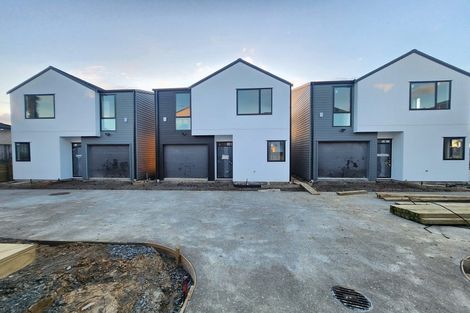 Photo of property in 15 Matterhorn Crescent, Northpark, Auckland, 2013