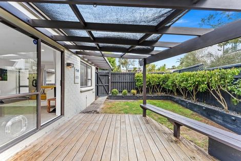 Photo of property in 2/1b Eugenia Rise, Totara Heights, Auckland, 2105