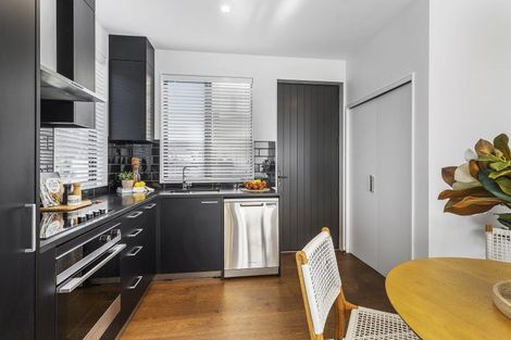 Photo of property in 20u6 Trent Street, Island Bay, Wellington, 6023