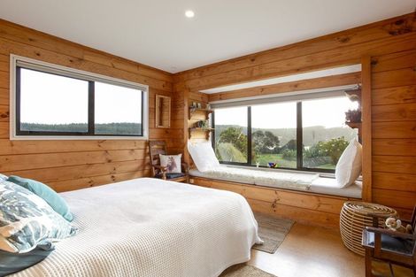 Photo of property in 487 Wilson Road, South Head, Helensville, 0874
