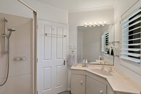 Photo of property in 31 Gilberd Place, Torbay, Auckland, 0630