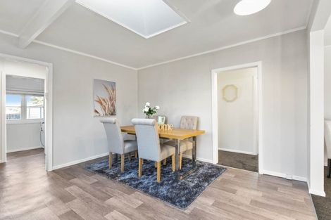 Photo of property in 90 Porchester Road, Papakura, 2110