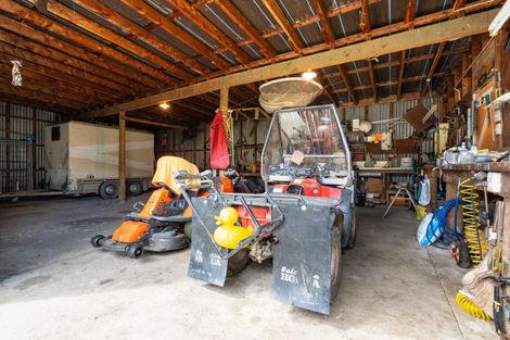 Photo of property in 101 Main Road, Clinton, 9534