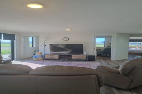 Photo of property in 171 Innes Road, Amberley, 7482