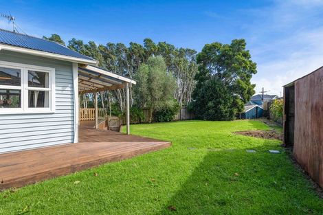 Photo of property in 33 Baring Terrace, Strandon, New Plymouth, 4312