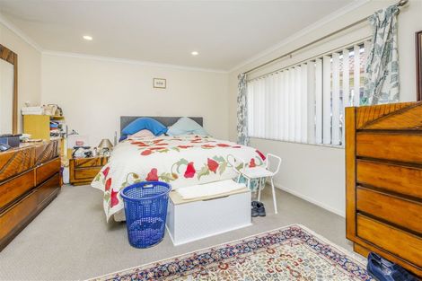 Photo of property in 14 Milson Drive, Papakura, 2110