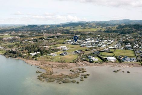 Photo of property in 11 Shearwater Lane, Point Wells, 0986