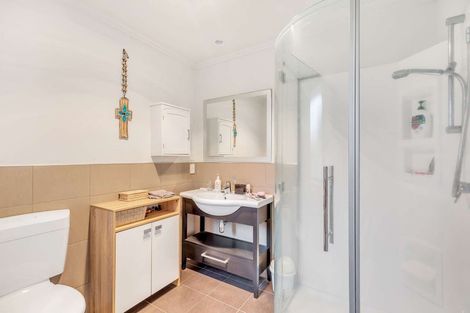 Photo of property in 15 Trump Place, Kelvin Grove, Palmerston North, 4414