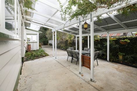 Photo of property in 24 Hall Street, Cambridge, 3434