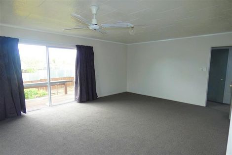Photo of property in 14a Beaumonts Way, Manurewa, Auckland, 2102