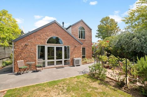Photo of property in 1 Elmwood Road, Strowan, Christchurch, 8052