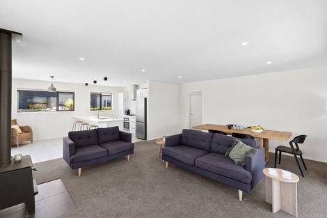 Photo of property in 52 Minaret Ridge, Wanaka, 9305