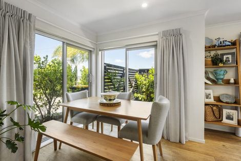 Photo of property in 17 Karauria Lane, Orewa, 0931