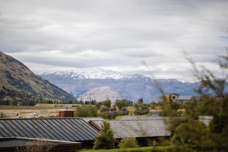 Photo of property in 27 Rannoch Drive, Jacks Point, Queenstown, 9371