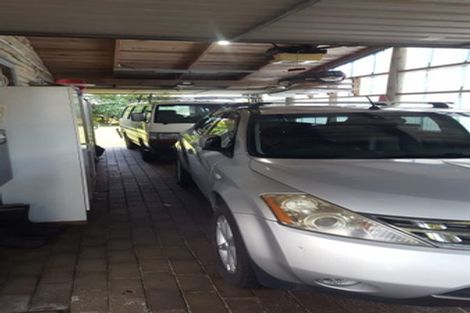 Photo of property in 52 Takiroa Street, Urenui, 4375