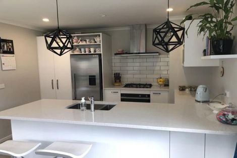 Photo of property in 11 Jack Vaughan Grove, Wainuiomata, Lower Hutt, 5014