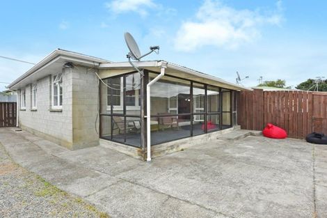 Photo of property in 45f9- Pine Avenue, Ebdentown, Upper Hutt, 5018