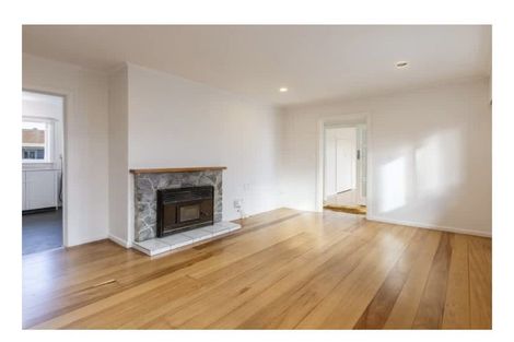 Photo of property in 1/11 Meeanee Quay, Westshore, Napier, 4110