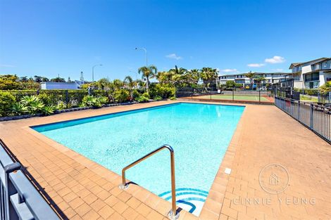 Photo of property in 37 Kirikiri Lane, East Tamaki, Auckland, 2013